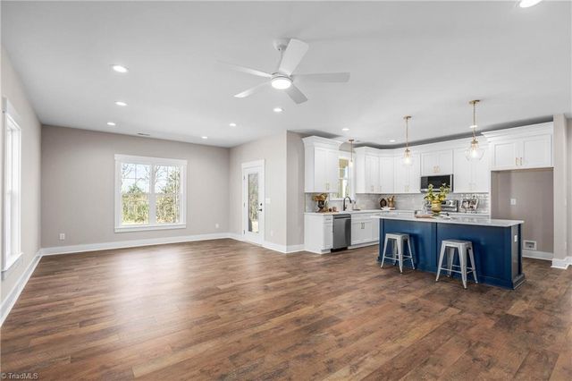 3439 Transou Road, Pfafftown, NC 27040