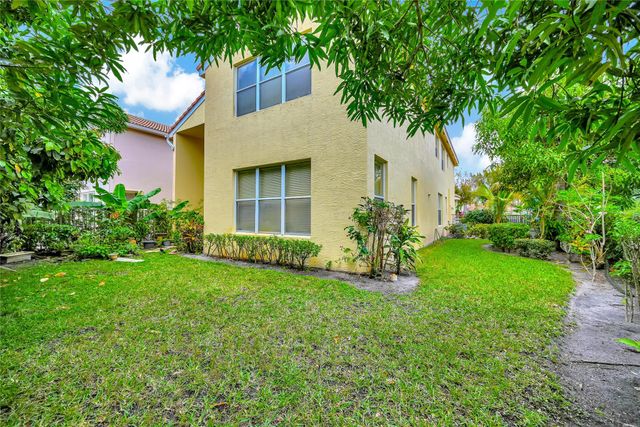11729 Rock Lake Ter, Boynton Beach, FL 33473