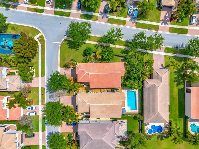 11729 Rock Lake Ter, Boynton Beach, FL 33473