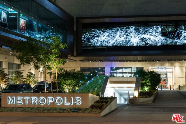 889 Francisco Street 1008, Los Angeles, CA 90017