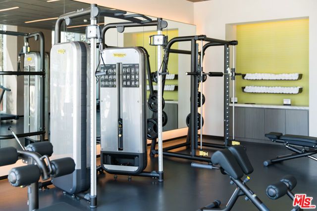 889 Francisco Street 1008, Los Angeles, CA 90017