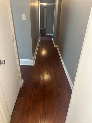 1916 Linn Street, Cincinnati, OH 45214