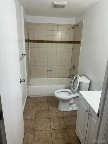 1916 Linn Street, Cincinnati, OH 45214