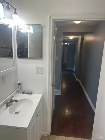 1916 Linn Street, Cincinnati, OH 45214