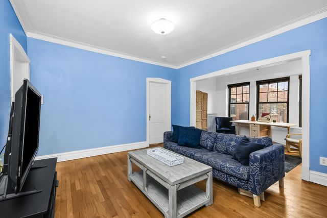 639 Garfield Street 3, Oak Park, IL 60304