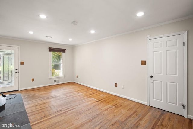2207 WITTINGTON BLVD, Alexandria, VA 22308