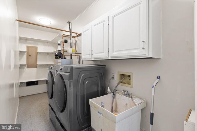 2207 WITTINGTON BLVD, Alexandria, VA 22308