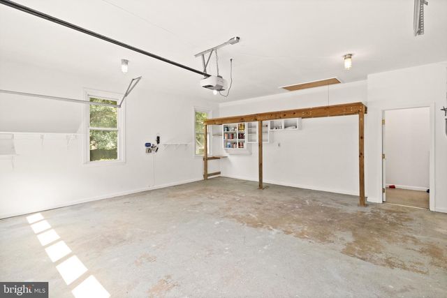 2207 WITTINGTON BLVD, Alexandria, VA 22308