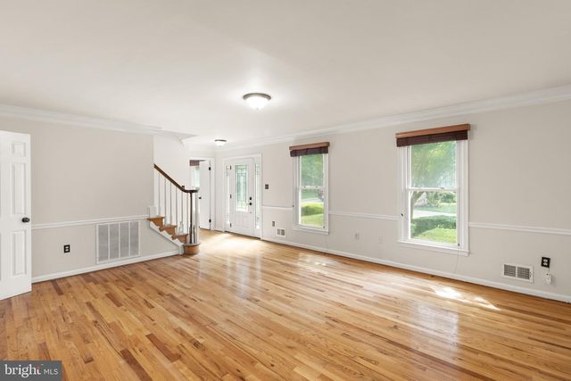 2207 WITTINGTON BLVD, Alexandria, VA 22308