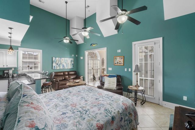 837 Bluffview Dr., Myrtle Beach, SC 29579