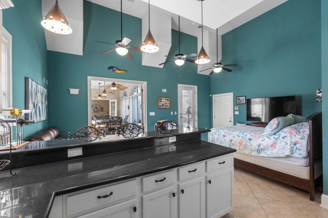 837 Bluffview Dr., Myrtle Beach, SC 29579