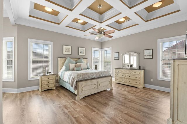 837 Bluffview Dr., Myrtle Beach, SC 29579