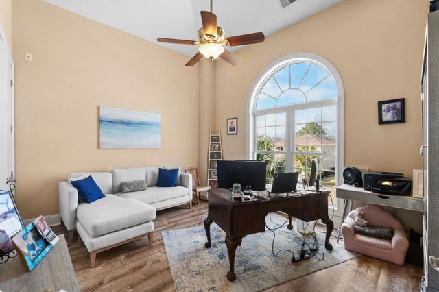 837 Bluffview Dr., Myrtle Beach, SC 29579