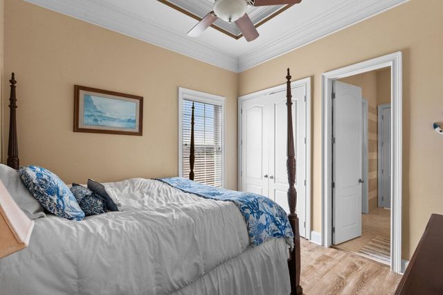 837 Bluffview Dr., Myrtle Beach, SC 29579