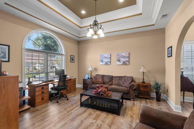 837 Bluffview Dr., Myrtle Beach, SC 29579