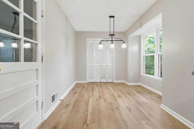 420 Creekview Court, Marietta, GA 30064