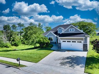 602 OLD HAWTHORNE DR, Columbia, MO 65201