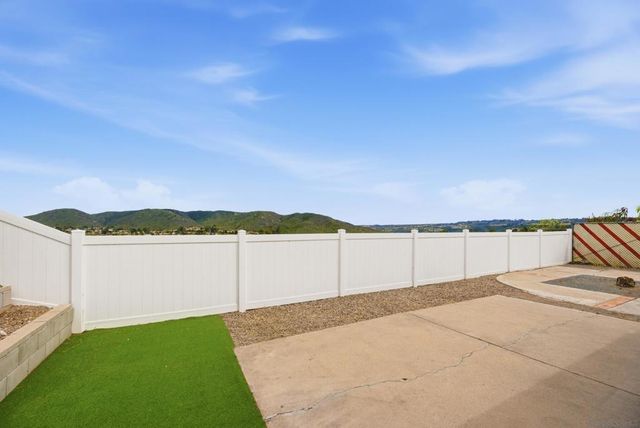 13011 Avenida Grande, San Diego, CA 92129