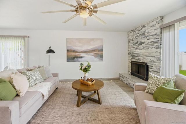 13011 Avenida Grande, San Diego, CA 92129