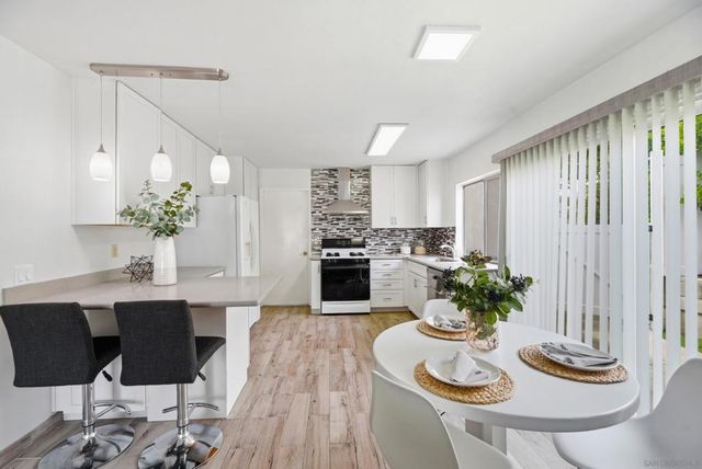 13011 Avenida Grande, San Diego, CA 92129