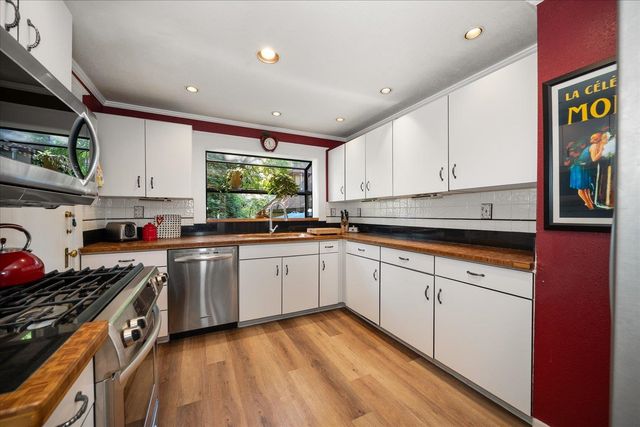 215 E 9th Ave, Spokane, WA 99202