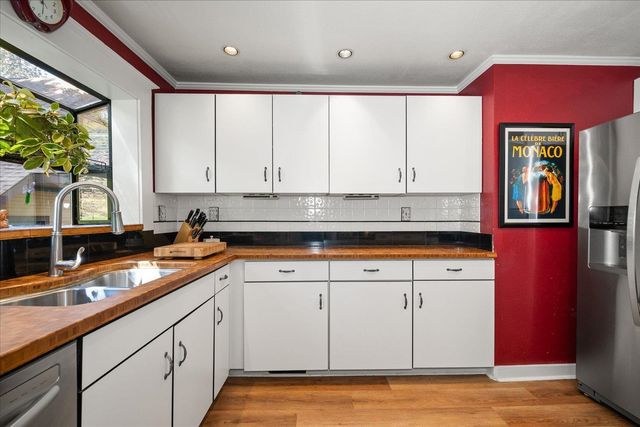 215 E 9th Ave, Spokane, WA 99202