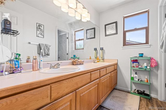 3084 Signal Creek Boulevard, Thornton, CO 80241
