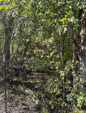 800 Arnold DR, Bartlett, TX 76511