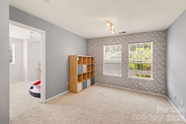5604 Edgeweir Court, Charlotte, NC 28269