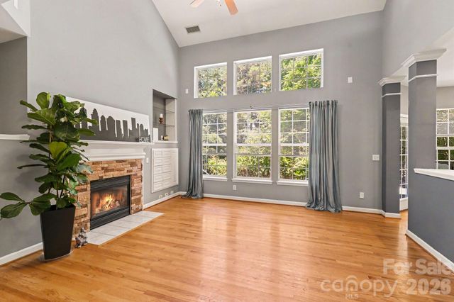 5604 Edgeweir Court, Charlotte, NC 28269