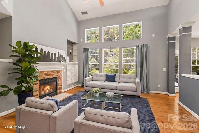 5604 Edgeweir Court, Charlotte, NC 28269