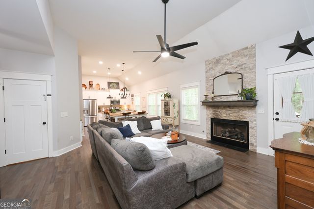 2033 Lakeview Parkway, Villa Rica, GA 30180