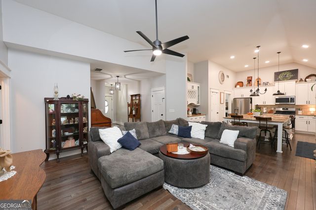 2033 Lakeview Parkway, Villa Rica, GA 30180