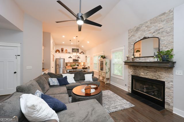 2033 Lakeview Parkway, Villa Rica, GA 30180