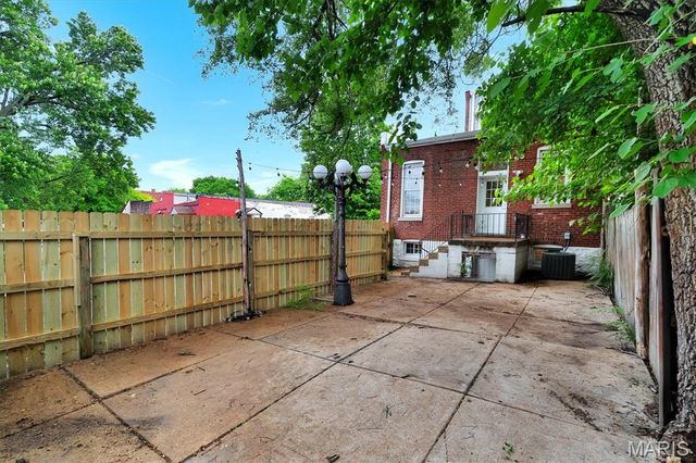2617 Arsenal Street, St Louis, MO 63118
