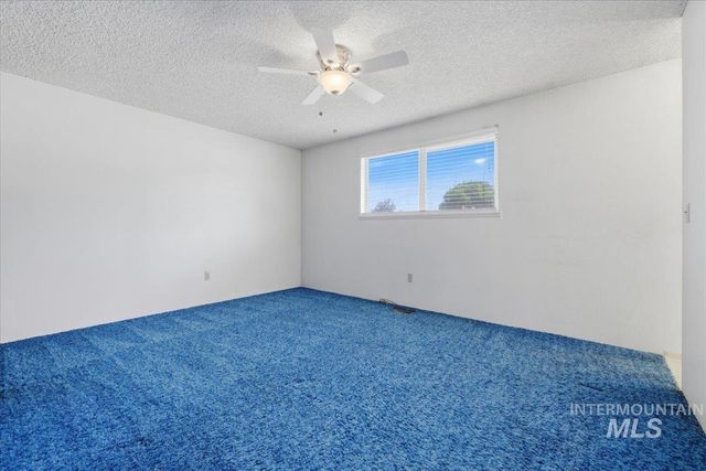 1311 N Middleton Rd, Nampa, ID 83651