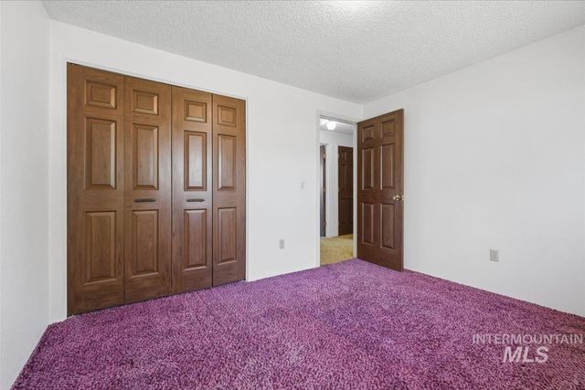1311 N Middleton Rd, Nampa, ID 83651