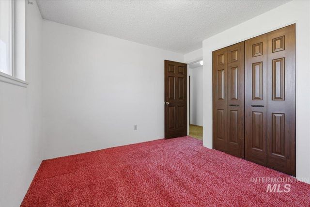 1311 N Middleton Rd, Nampa, ID 83651