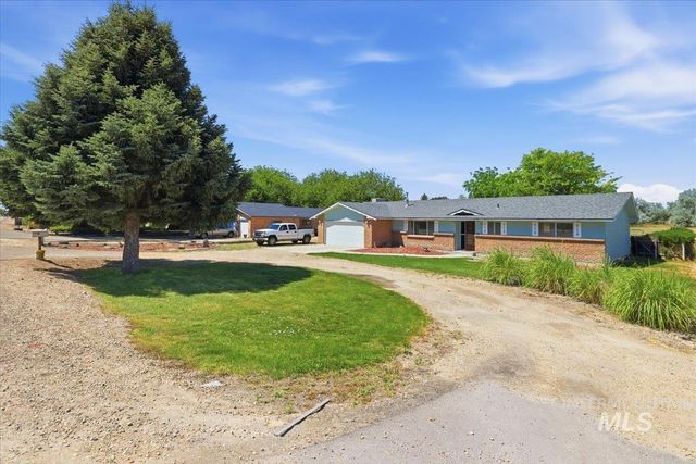 1311 N Middleton Rd, Nampa, ID 83651