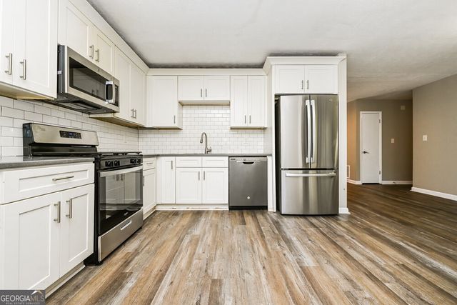 4060 Faron Court, Ellenwood, GA 30294