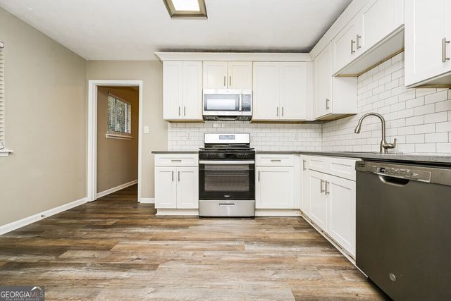 4060 Faron Court, Ellenwood, GA 30294