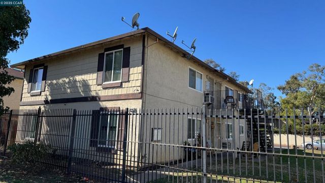 2208 SPANOS ST, Antioch, CA 94509