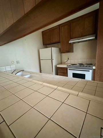 6196 Agee St 26, San Diego, CA 92122