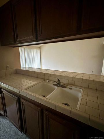 6196 Agee St 26, San Diego, CA 92122