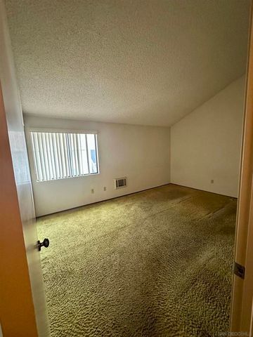 6196 Agee St 26, San Diego, CA 92122