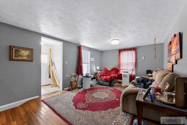 1181 Bingham Avenue, Idaho Falls, ID 83402