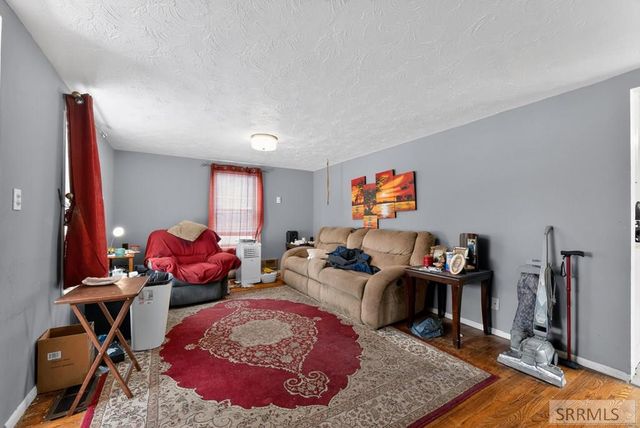 1181 Bingham Avenue, Idaho Falls, ID 83402