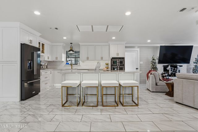 14247 N Swan Road, Gulfport, MS 39503