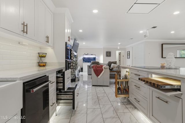 14247 N Swan Road, Gulfport, MS 39503