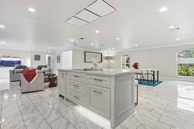 14247 N Swan Road, Gulfport, MS 39503